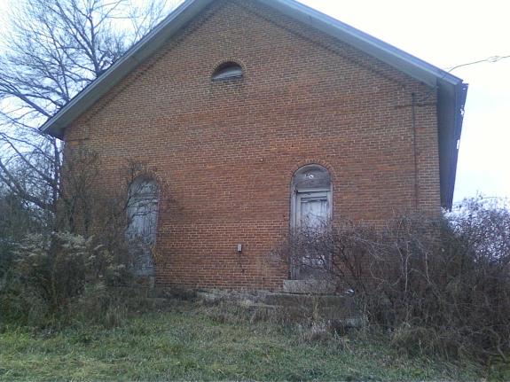one room schoolhouse front 2013